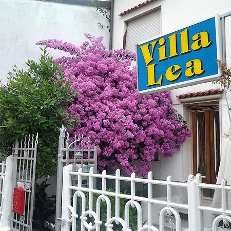 Villa Lea Виареджо Стая снимка