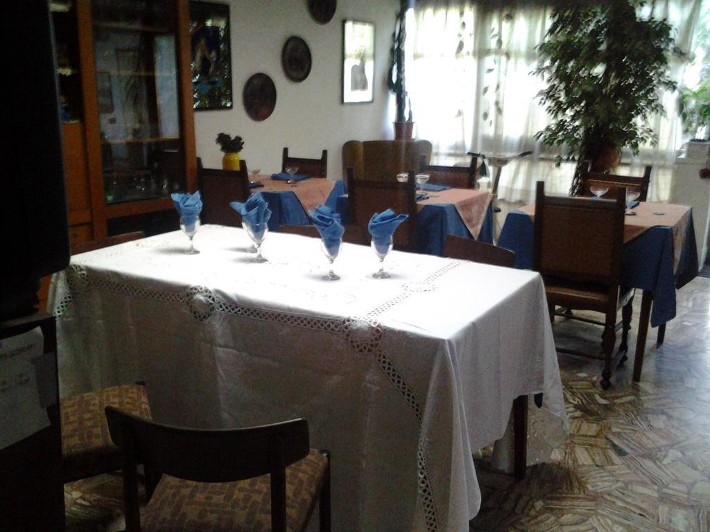 Villa Lea Виареджо Екстериор снимка